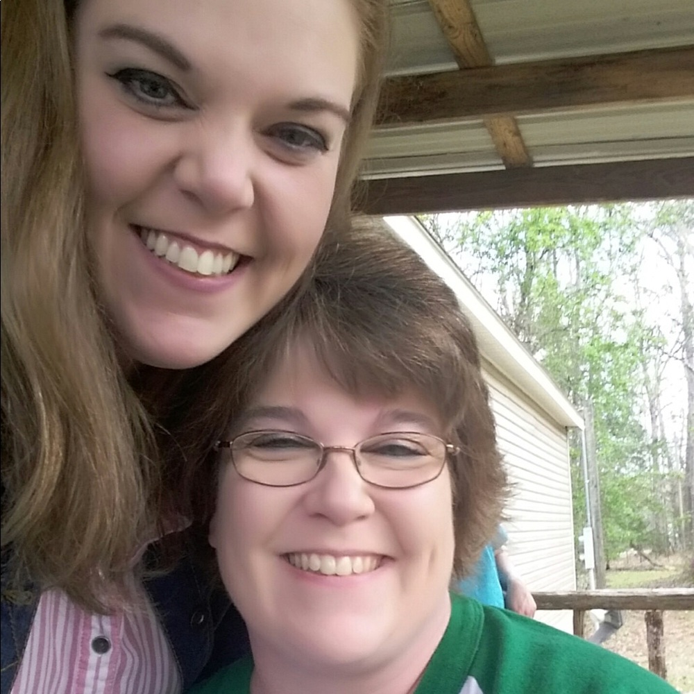 Meet your Posher, Tina